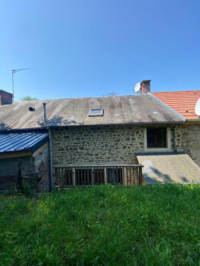 Petit Cocon Au Coeur Du Morvan Montreuillon Zewnętrze zdjęcie