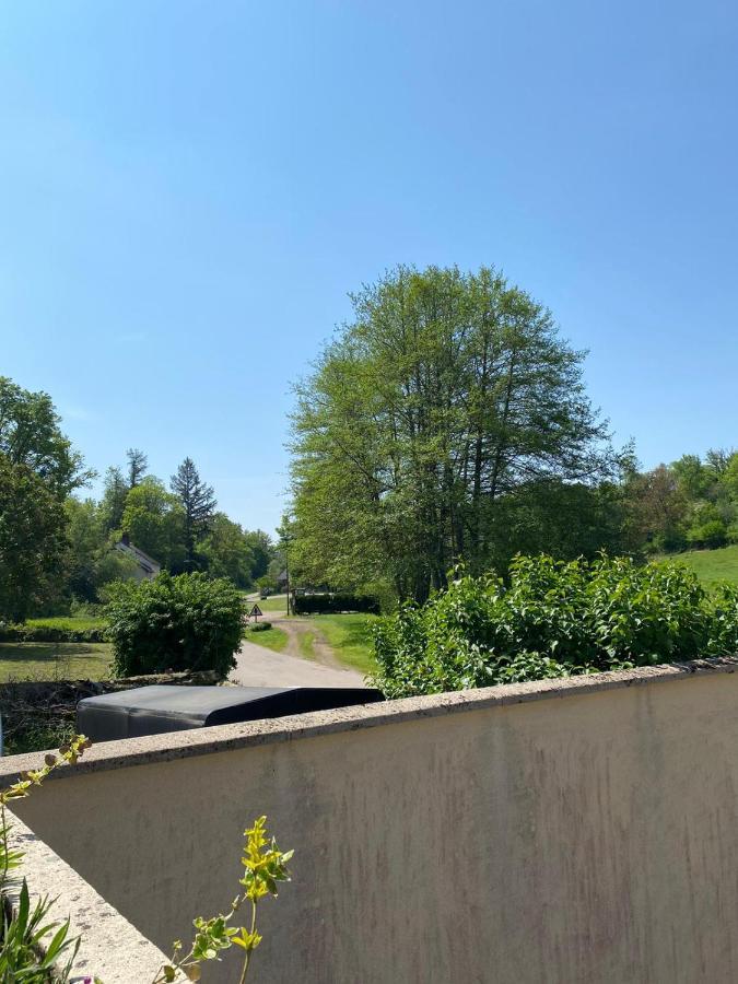 Petit Cocon Au Coeur Du Morvan Montreuillon Zewnętrze zdjęcie